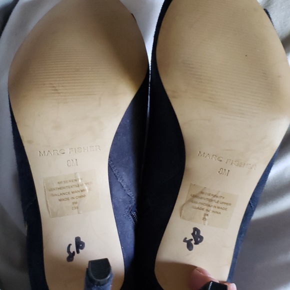 Brand new Marc Fisher Blue suede heel - Picture 6 of 7